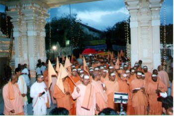 Procession entering the New Temple